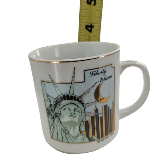 Statue of Liberty Island, New York City, NY, Metro 1987 Mug, Gold Trim, Nice - Picture 9 of 9